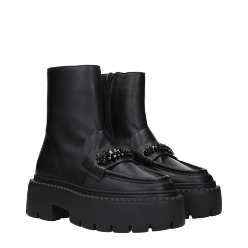 Bryer Flat Black Leather Ankle Boots